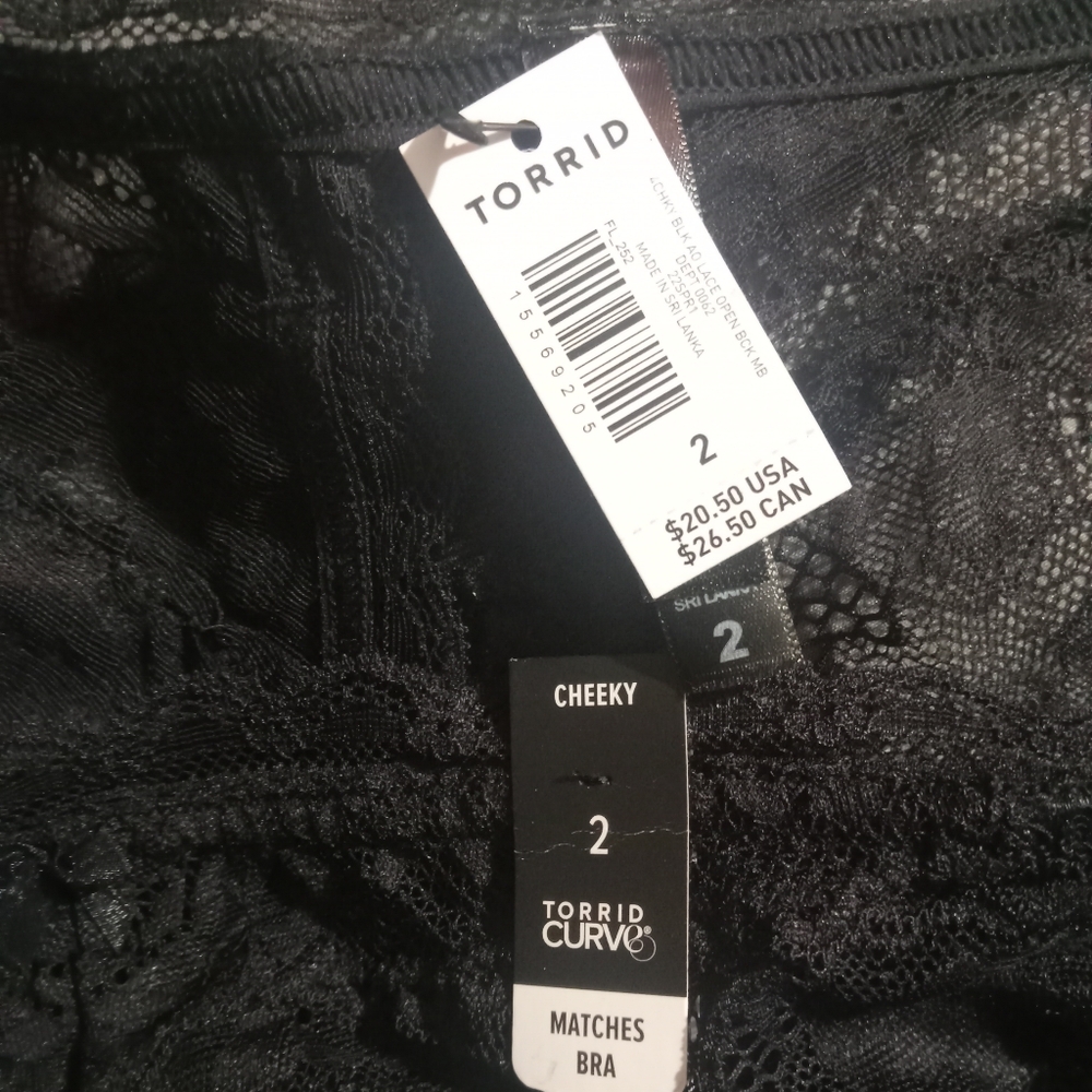NWT Lot Of 2 Torrid Floral Lace Open Back Cheeky Panties Fushia/Black (18-20) - Picture 5 of 7